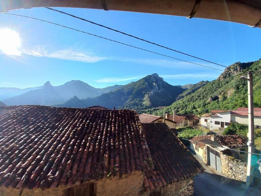 Casa Rustica En Dobres Con Vistas A La Montana Villa Kültér fotó